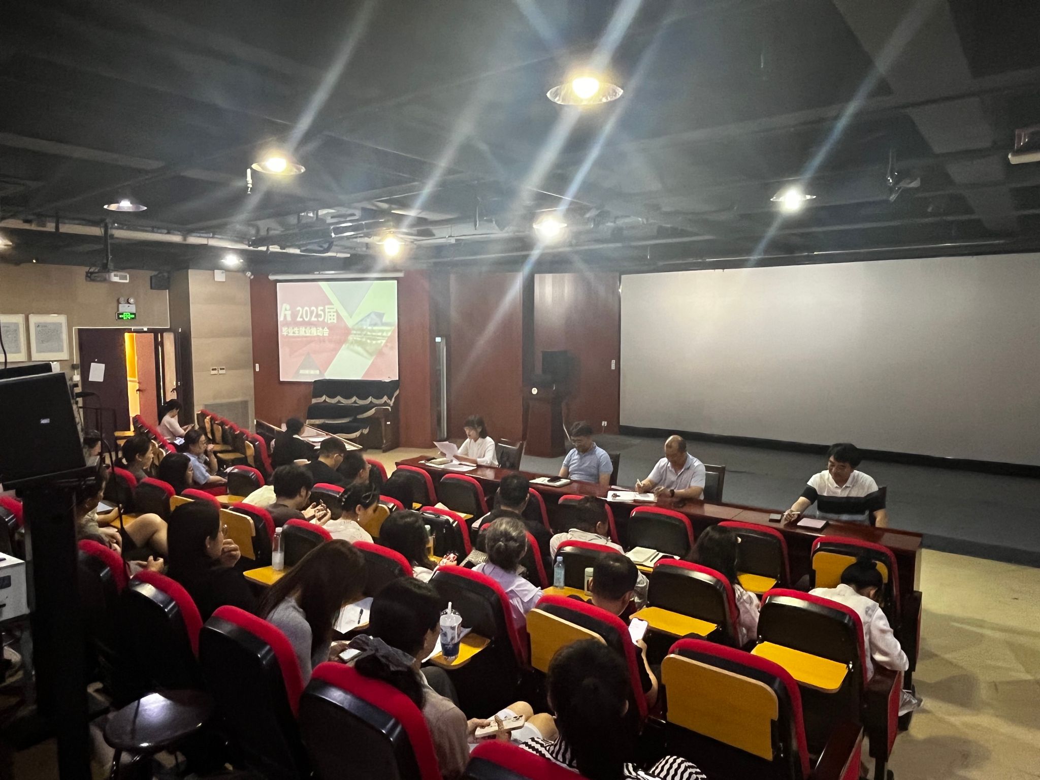 7609c8c87dbe432ffe04857c68a005d